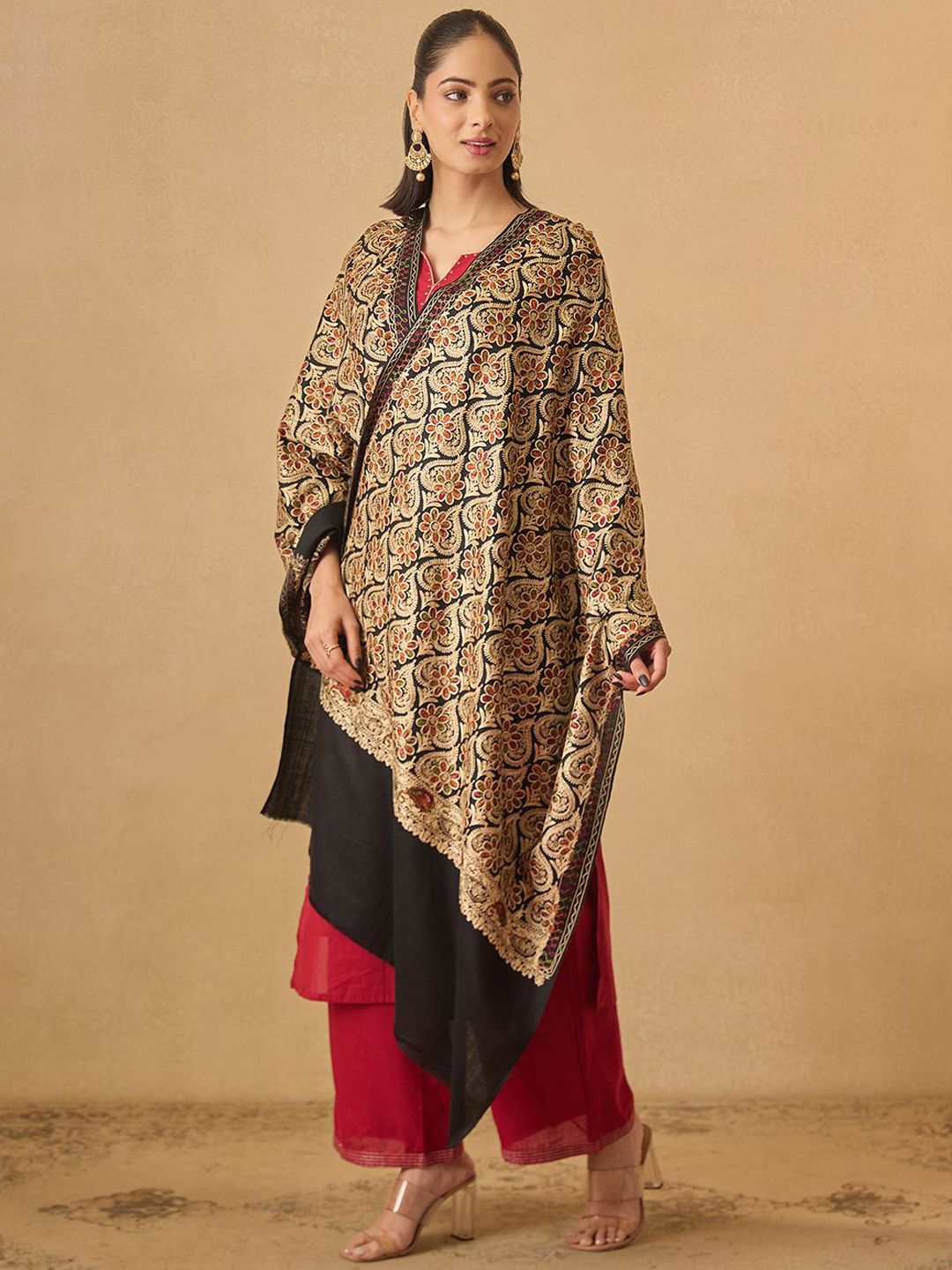 Dhiyona PA Floral Embroidered Zari Kashish Shawl