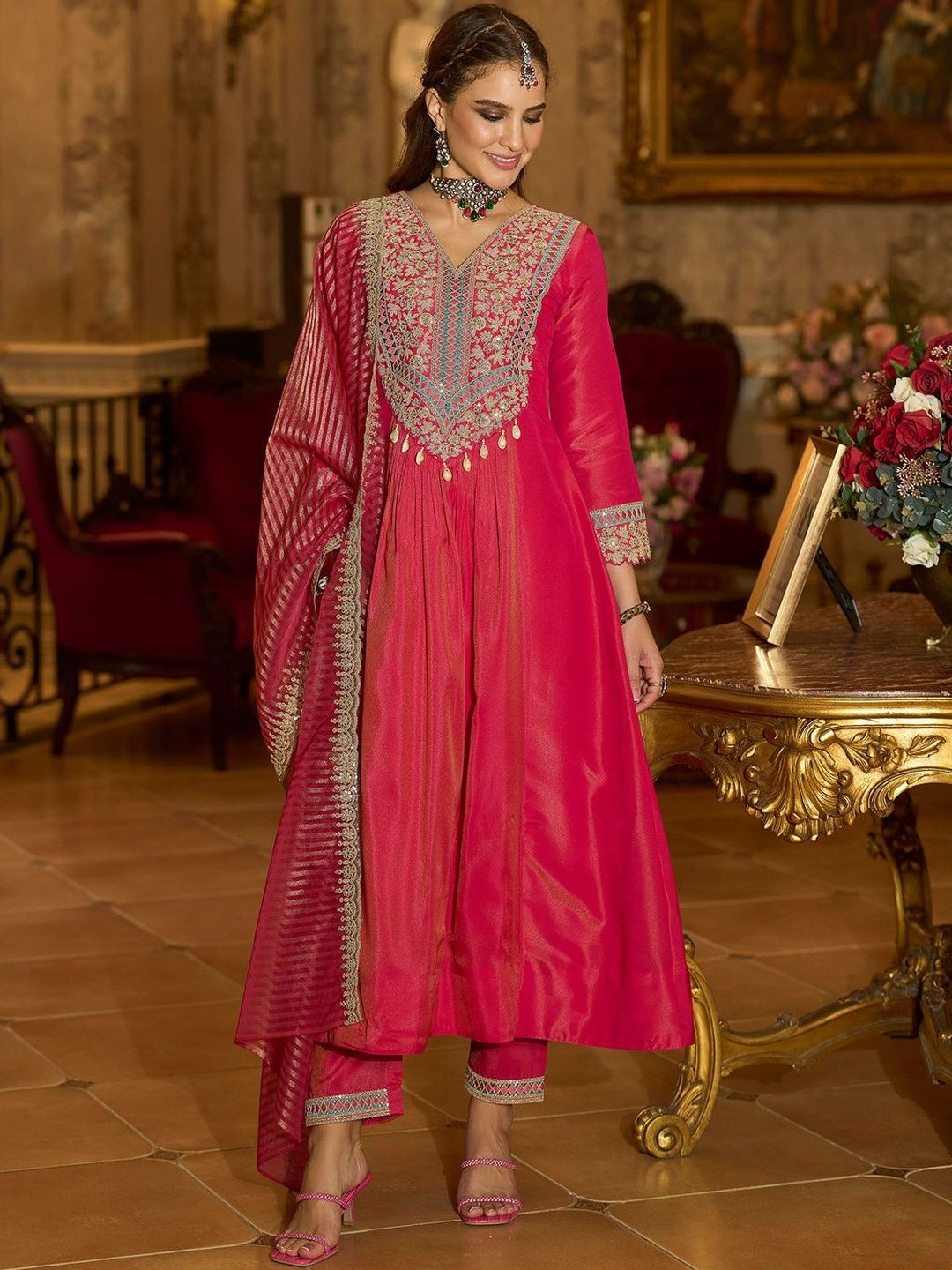 Dhiyona IE Floral Embroidered V-Neck A-Line Kurta With Trousers & Dupatta