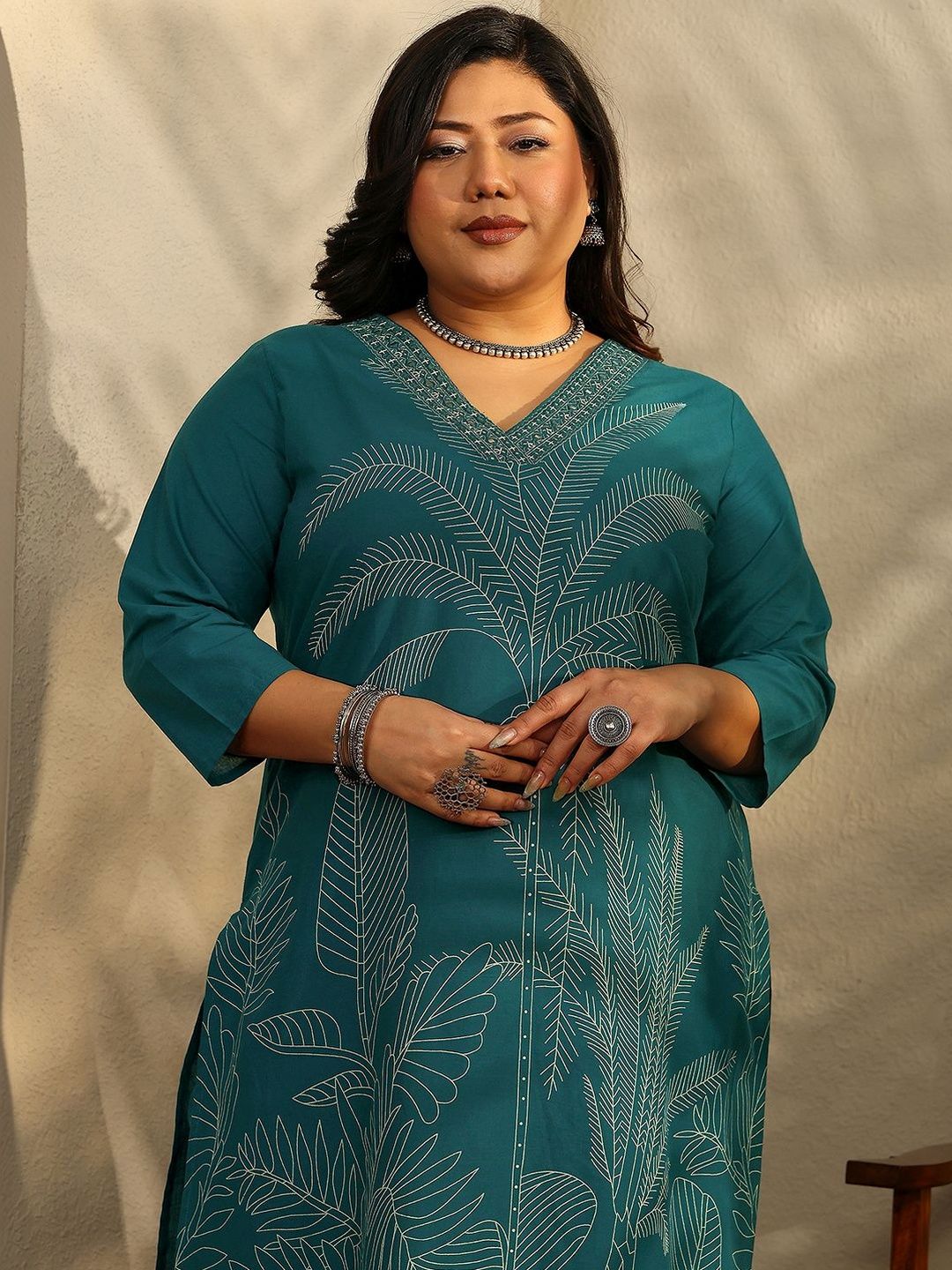 Dhiyona Women's Plus Size Ethnic Motifs Printed Kurta with Trousers & Dupatta