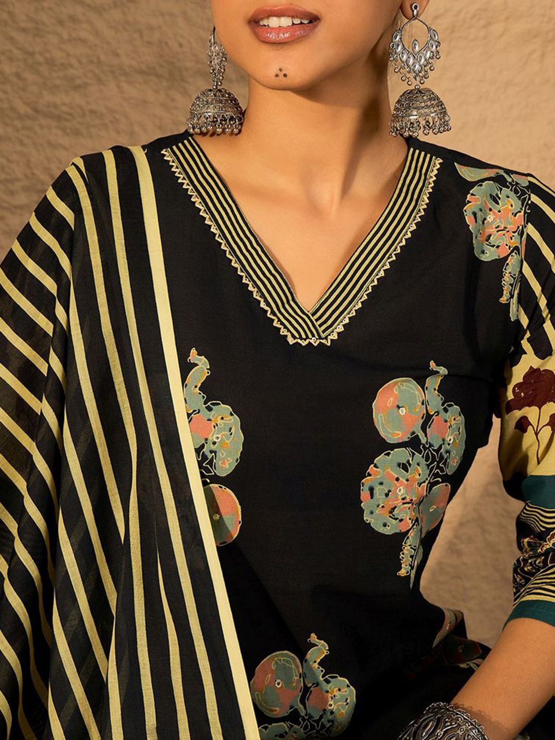 Women Floral Printed Pure Cotton Kurta with Trouser & Dupatta