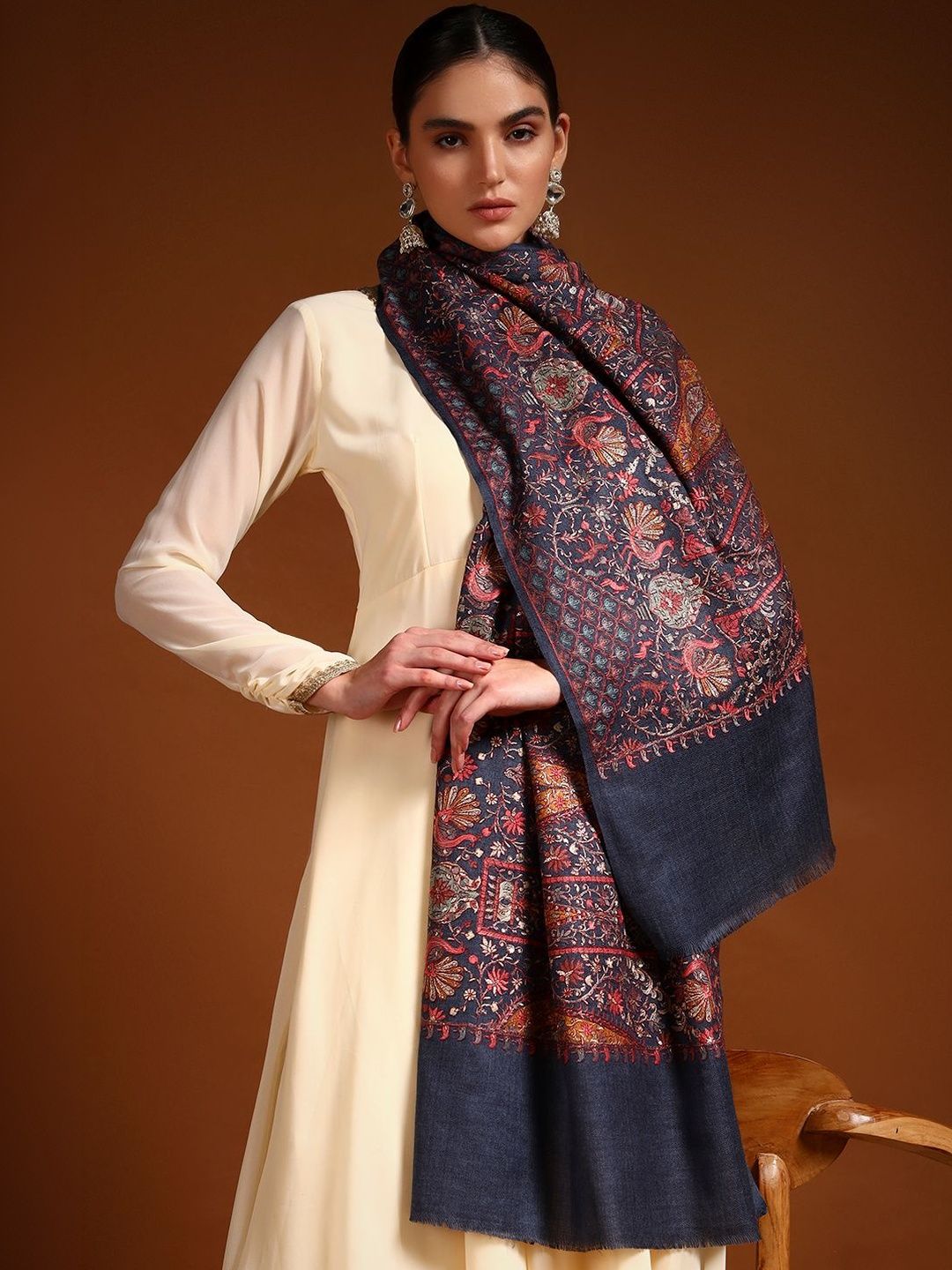 Dhiyona PA Women Ethnic Motifs Embroidered Shawl