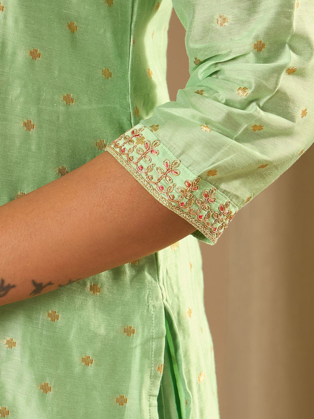 Dhiyona IE Floral Embroidered Chanderi Silk Straight Kurta With Trousers & Dupatta