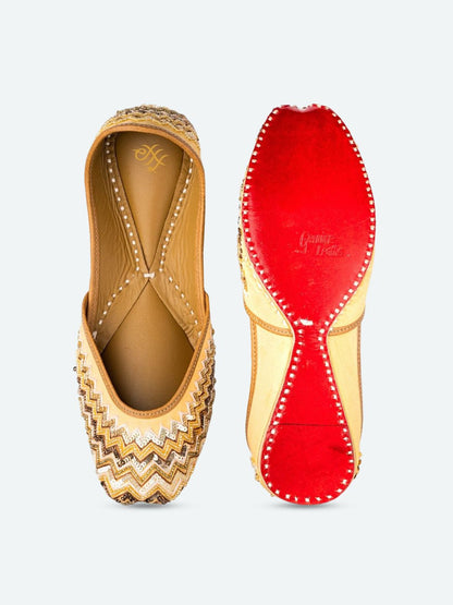 Dhiyona HOP Women Hand Embroidered Leather Mojaris