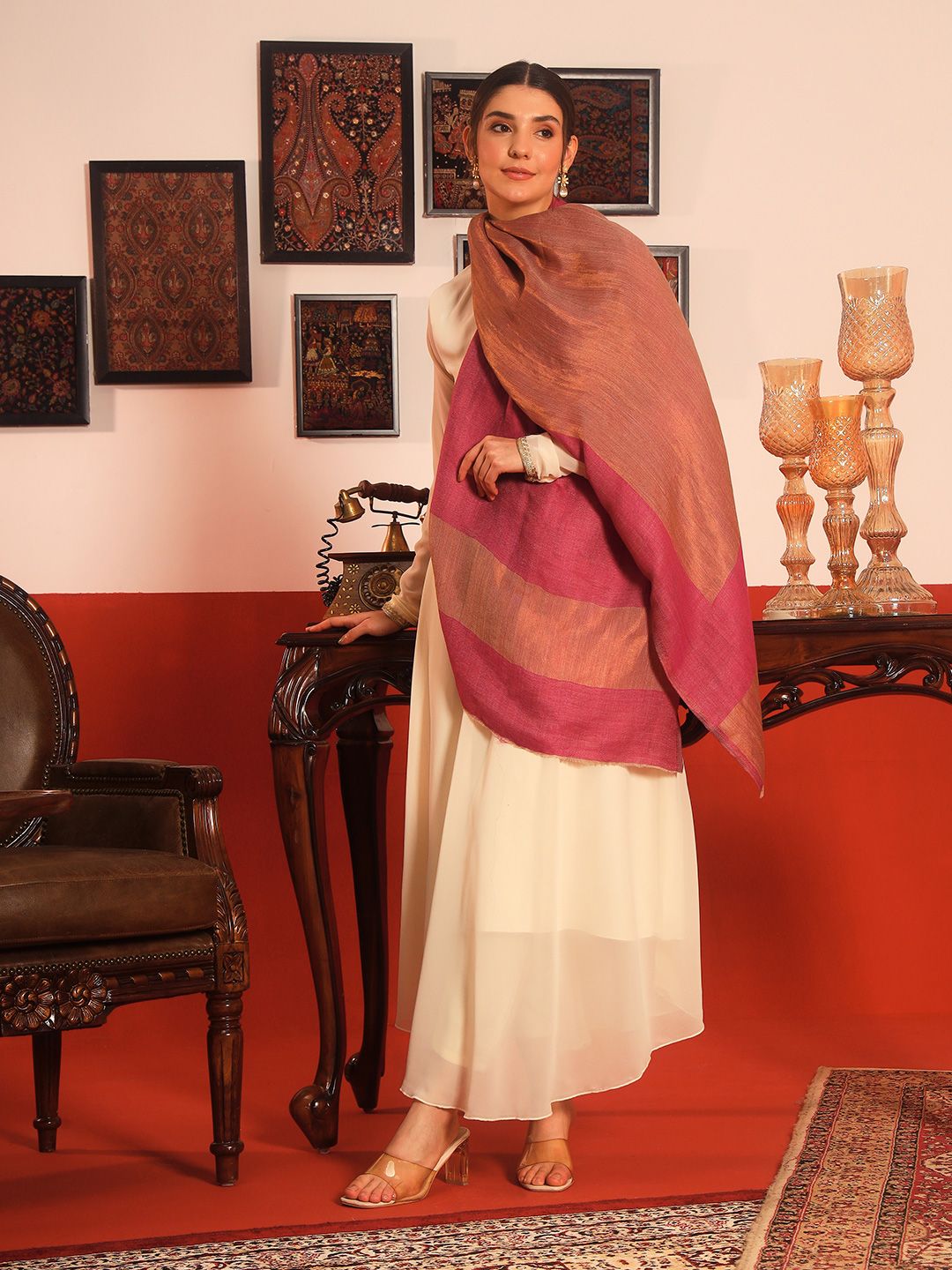 Dhiyona PA Wool Reversible Shawl