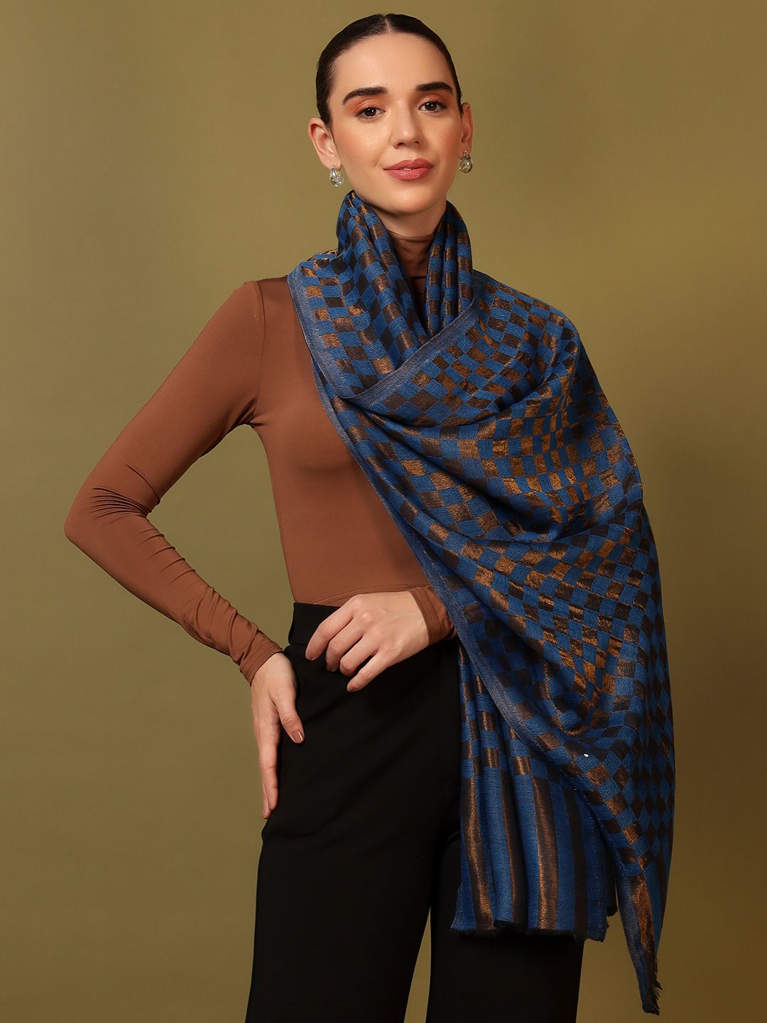 Dhiyona PA Checked Woven Design Woolen Reversible Shawl