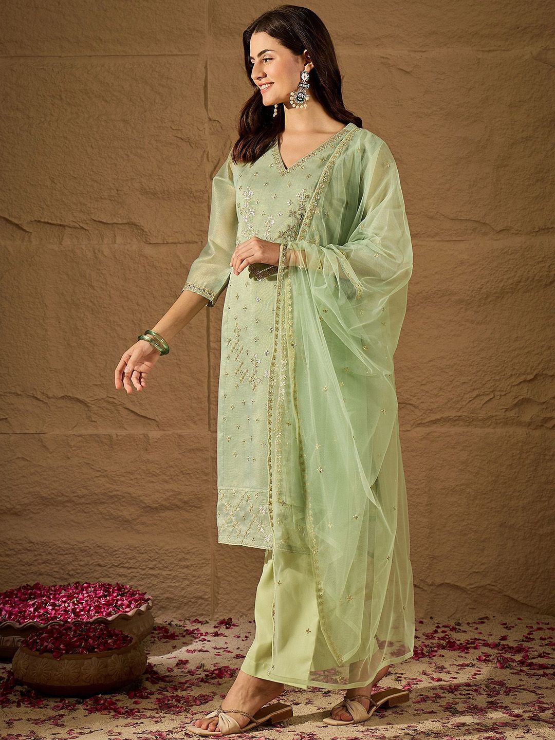 Dhiyona PD Women Floral Embroidered V-Neck Chanderi Cotton Kurta & Trousers With Dupatta