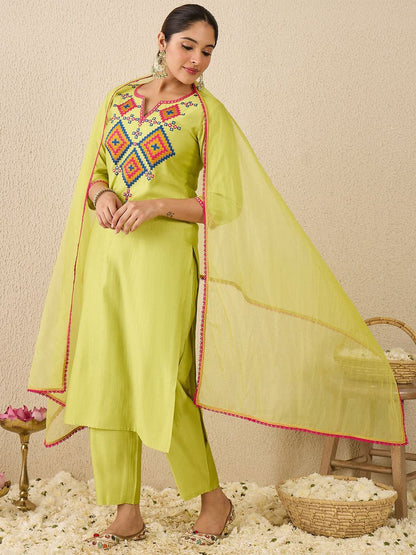 Dhiyona IE Women's Women Ethnic Motifs Printed Kurta with Trousers & Dupatta