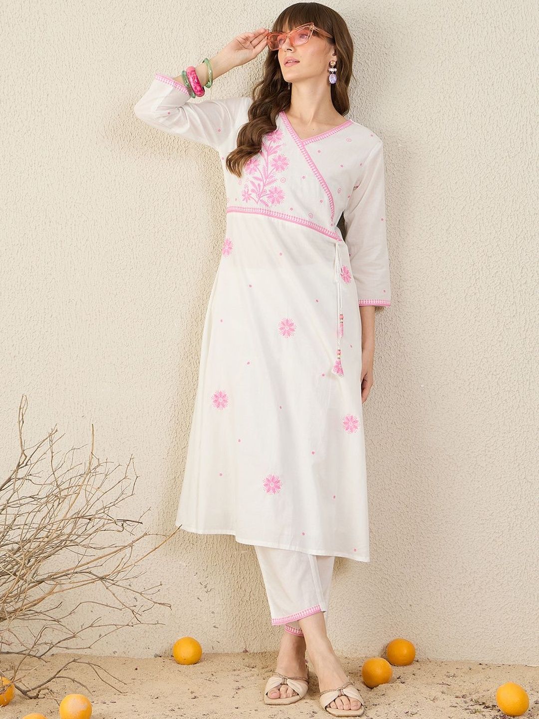 Women Floral Embroidered Cotton A-Line Kurta with Trousers
