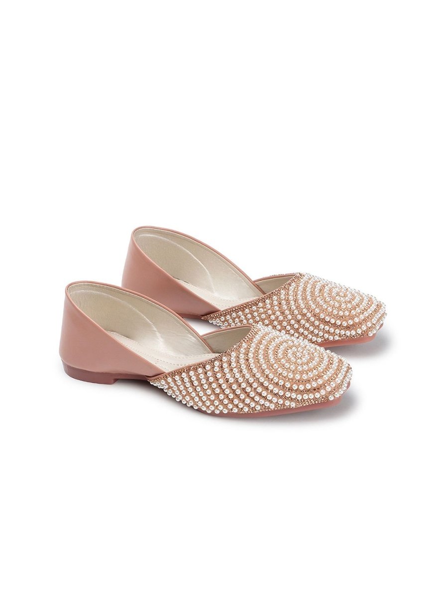 Dhiyona AK Women Embellished Ballerinas
