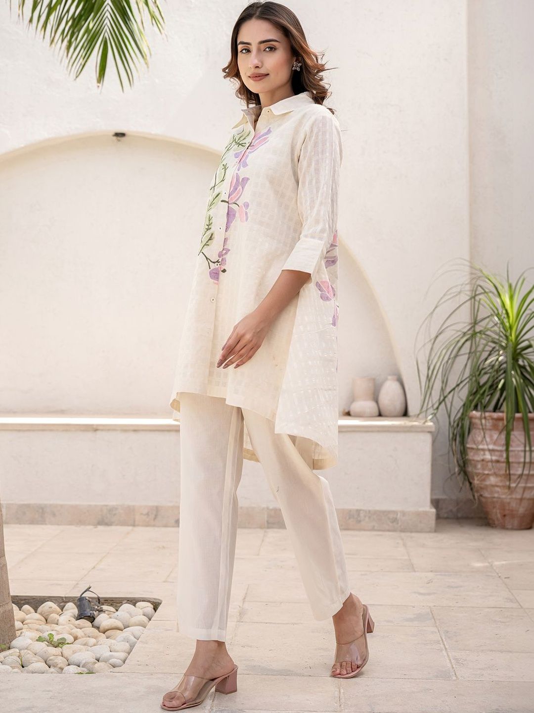 Women Floral Printed Regular Pure Cotton Kurti with Trousers