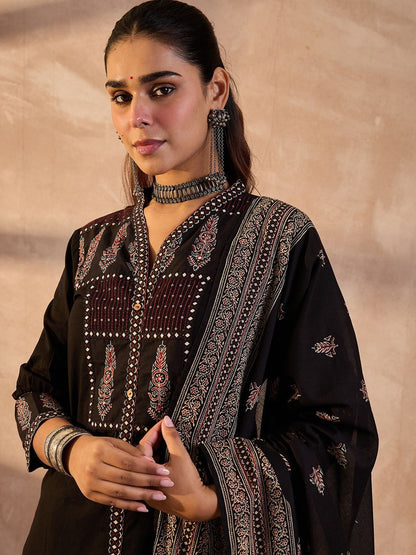 Women Embroidered Pure Cotton Kurta With Trousers & Dupatta Kurta Sets