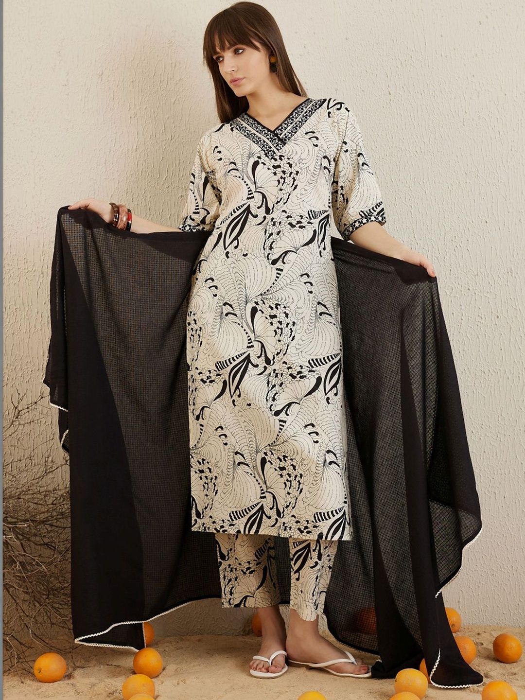 Women Ethnic Motifs Printed Regular Mirror Work Pure Cotton Kurta with Trousers & With Dupatta
