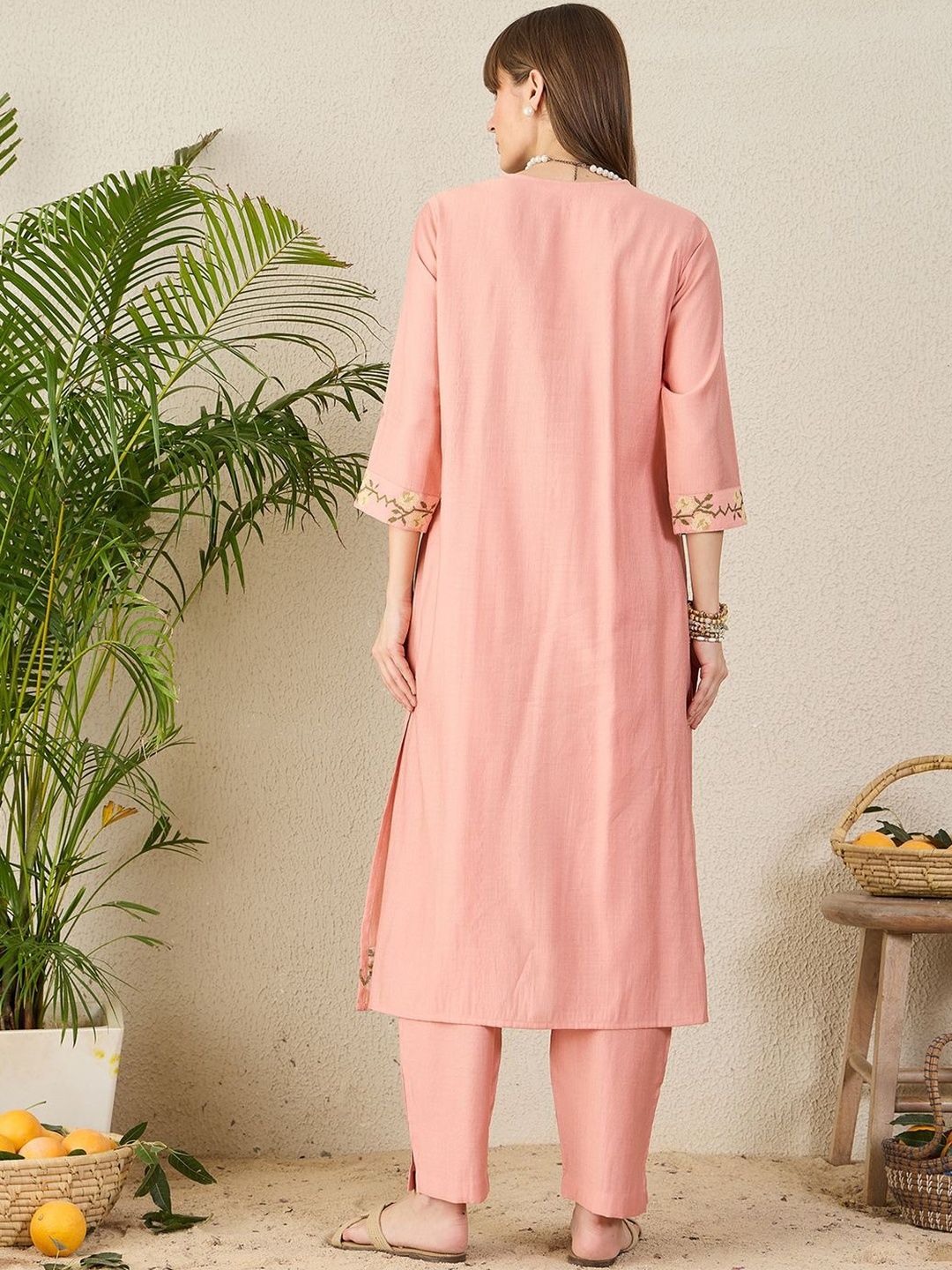 Women Floral Embroidered V-NeckThread Work Kurta with Trousers