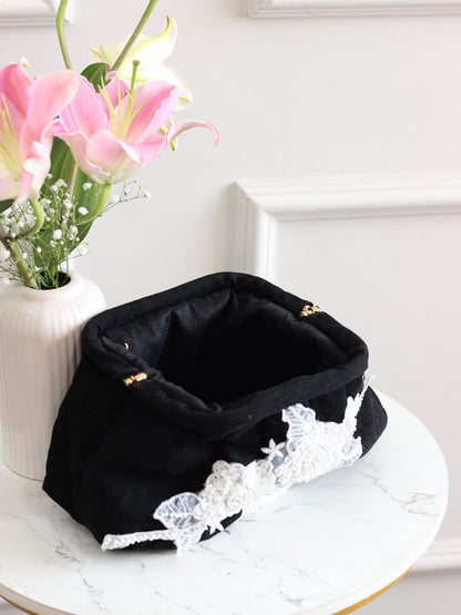 Dhiyona NR Floral Embroidered Sequinned Purse