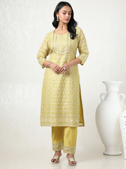 Dhiyona SO Women's Women Floral Embroidered Regular Beads and Stones Chanderi Cotton Kurta with Trousers