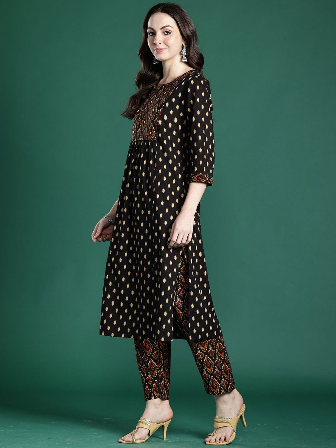 Dhiyona IE Printed Straight Tunic & Trousers Co-Ord Set