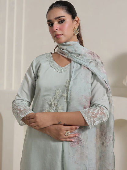 Women Floral Embroidered Beads and Stones Kurta with Trousers & Dupatta