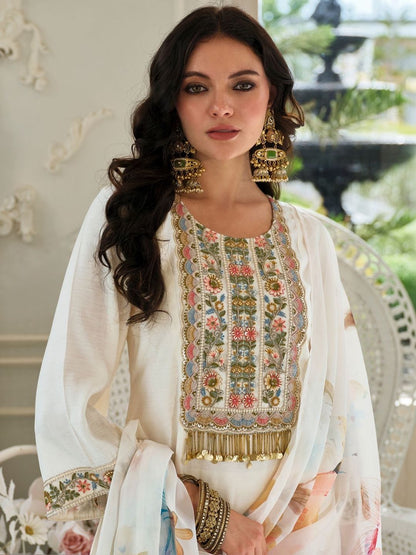 Women Ethnic Motifs Embroidered Regular Kurta with Trousers & With Dupatta