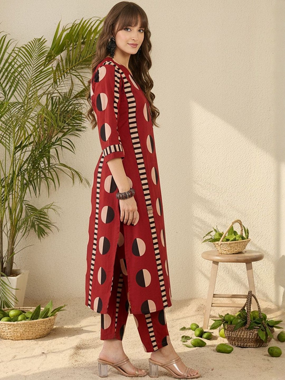Geometric Printed V-Neck Pure Cotton Straight Kurta With Trousers