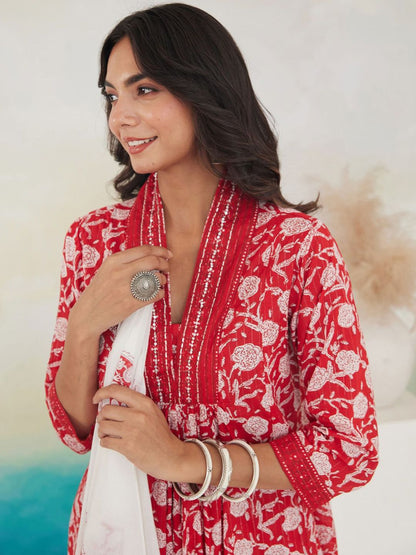 Floral Printed Pleated Beads and Stones Pure Cotton Kurta With Trousers & Dupatta