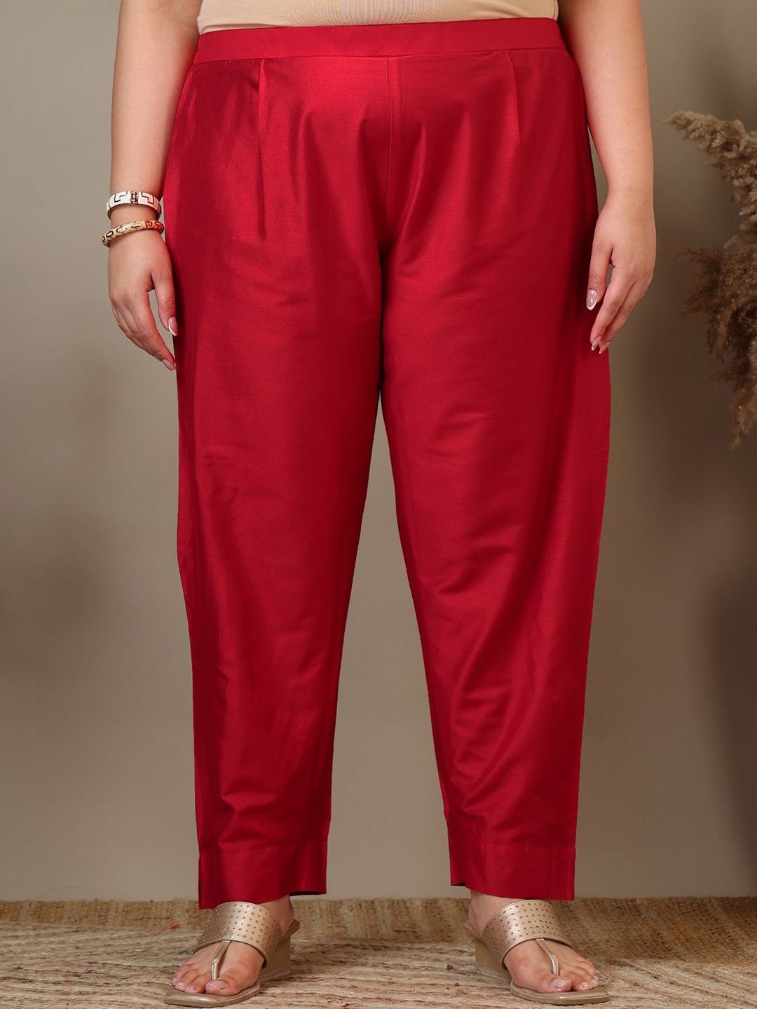 Dhiyona IN Women Ethnic Motifs Regular Sequinned Kurta with Trousers & With Dupatta