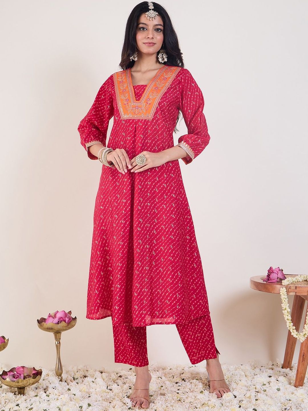 Dhiyona IE Embroidered V-Neck Tunic With Trousers