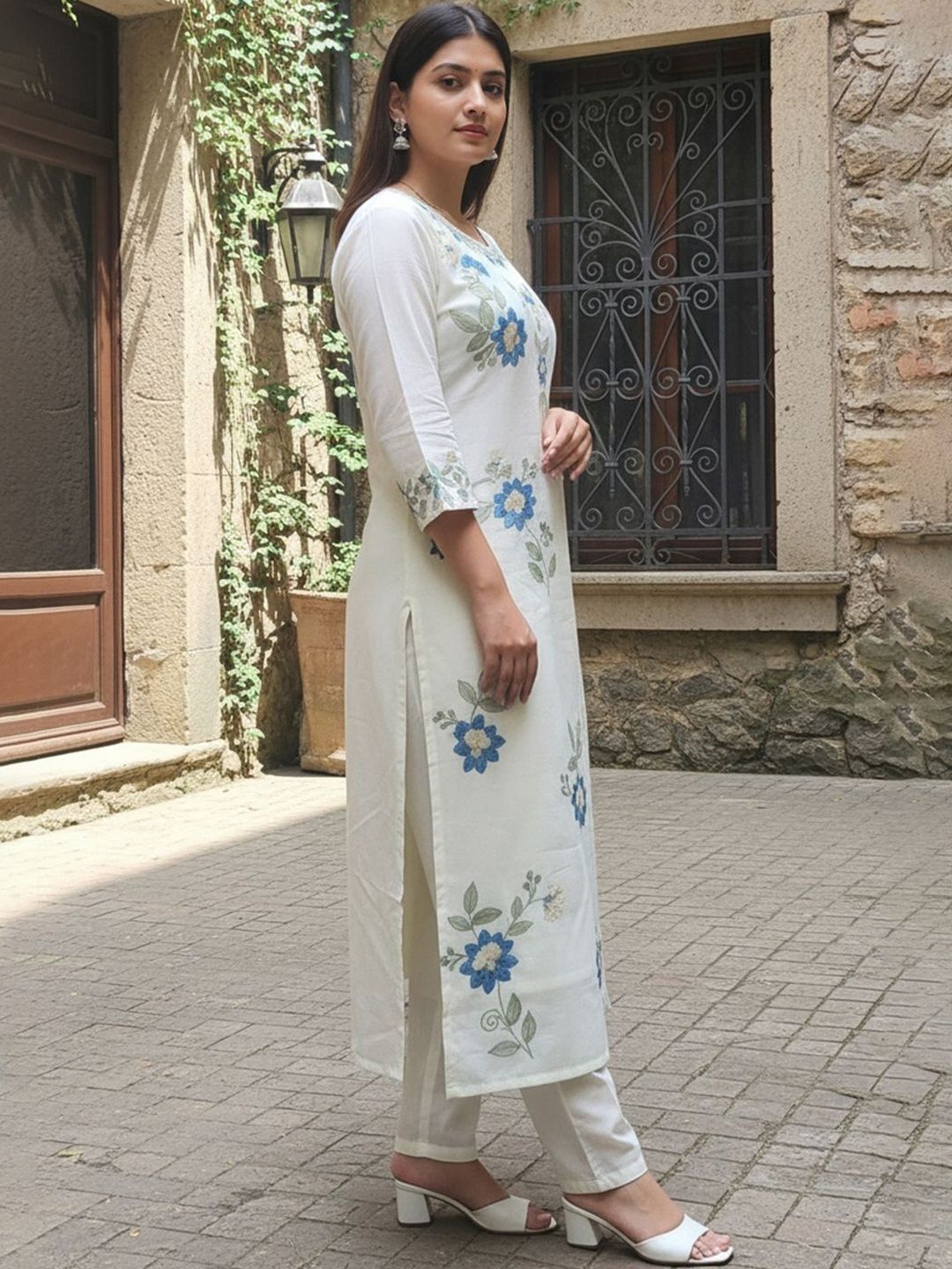 Women Pure Cotton Floral Embroidered Kurta Set With Trousers & Dupatta
