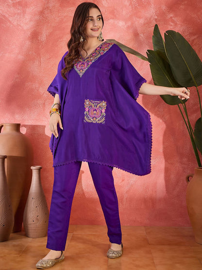 Dhiyona SN Women's Ethnic Motifs Embroidered Zari Sequence Kaftan Kurta & Trousers Set