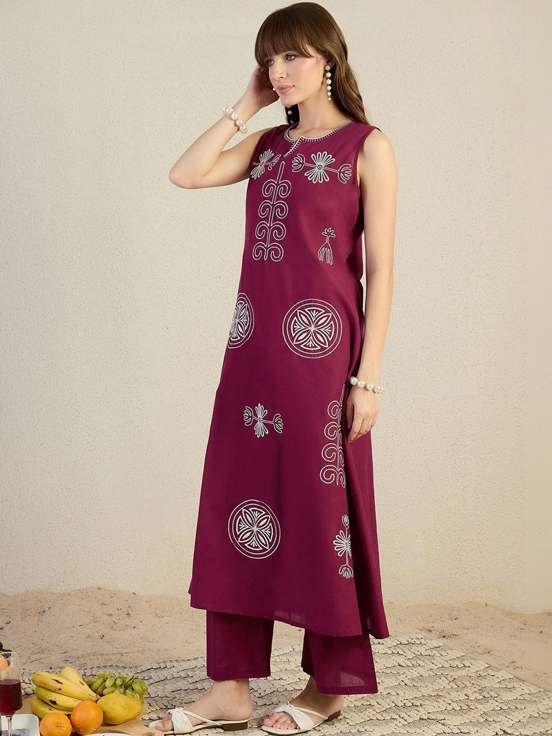 Women Ethnic Motifs Embroidered Regular Thread Work Pure Cotton Kurta with Trousers