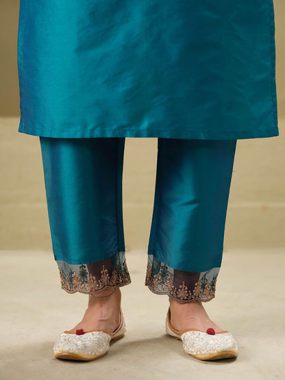 Dhiyona SN Women's Floral Embroidered Straight Kurta & Trousers With Dupatta