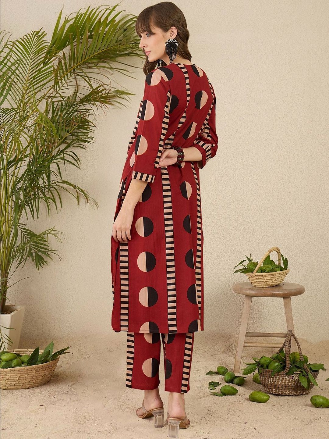 Women Printed Regular Pure Cotton Kurta with Trousers
