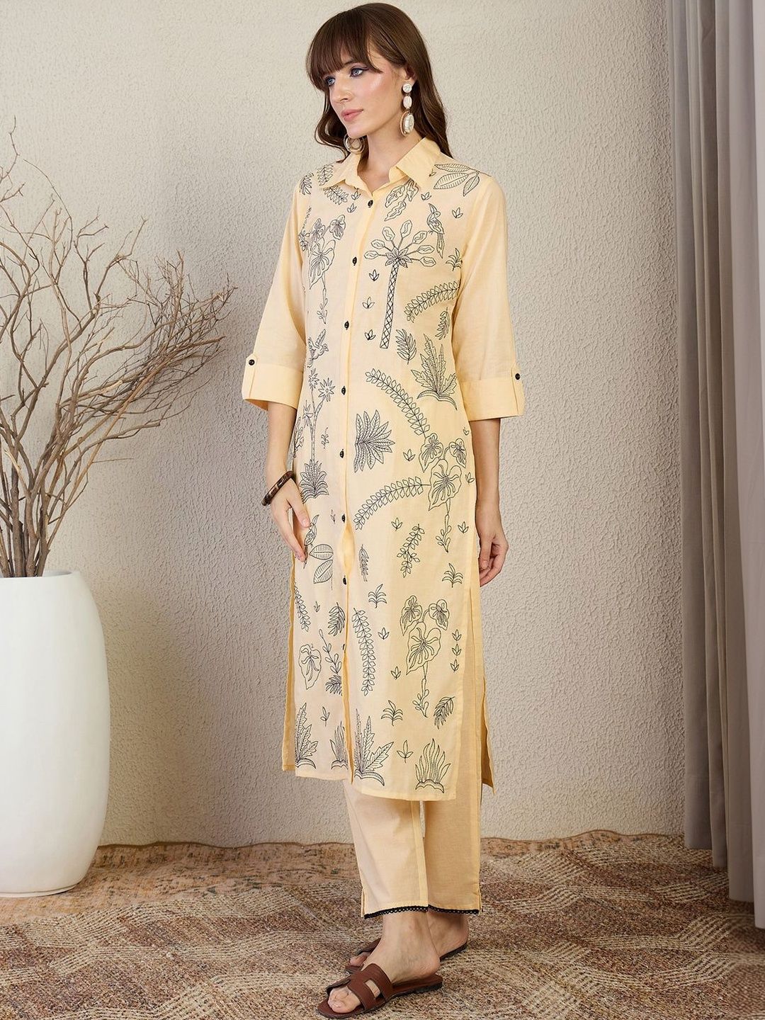 Women Ethnic Motifs Embroidered Regular Thread Work Pure Cotton Kurta with Trousers