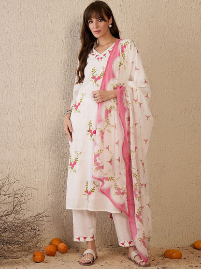 Dhiyona IE Women Floral Embroidered Regular Thread Work Pure Cotton Kurta with Trousers & With Dupatta