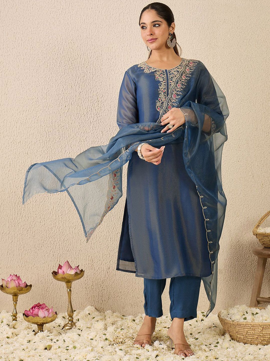 Dhiyona IE Women's Ethnic Motifs Embroidered Thread Work Liva Straight Kurta With Trousers & Dupatta