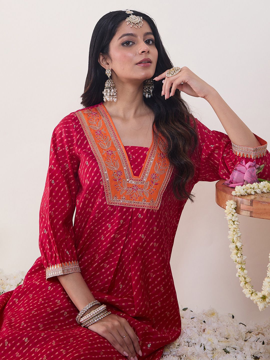 Dhiyona IE Embroidered V-Neck Tunic With Trousers