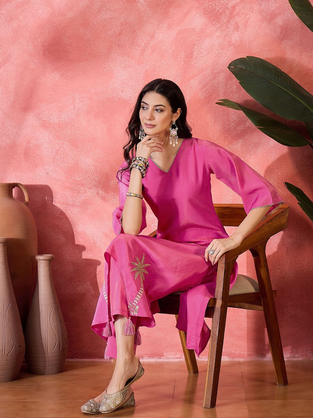 Dhiyona SN Women's Floral Printed Kurta with Trousers