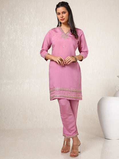 Dhiyona SO Women's Ethnic Motifs Embroidered Gotta Patti Straight Kurta with Trousers