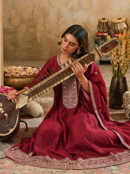 Floral Yoke Design Round Neck Zari Anarkali Kurta & Trousers With Dupatta