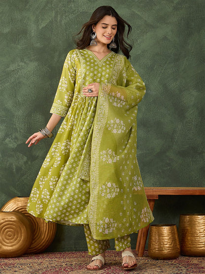 Dhiyona KL Women Ethnic Motifs Embroidered Regular Kurta with Trousers & With Dupatta