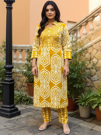 Ethnic Motifs Printed Mirror Work Pure Cotton Straight Kurta With Trousers