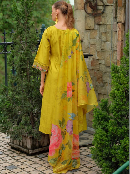 Women Floral Embroidered Regular Thread Work Liva Kurta with Trousers & With Dupatta