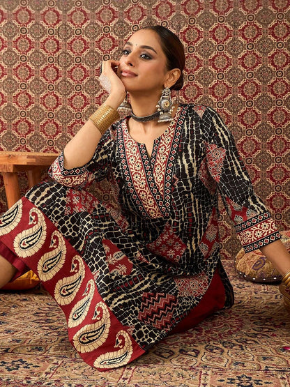 Dhiyona IE Printed Pure Cotton V-Neck Tunic With Trouser