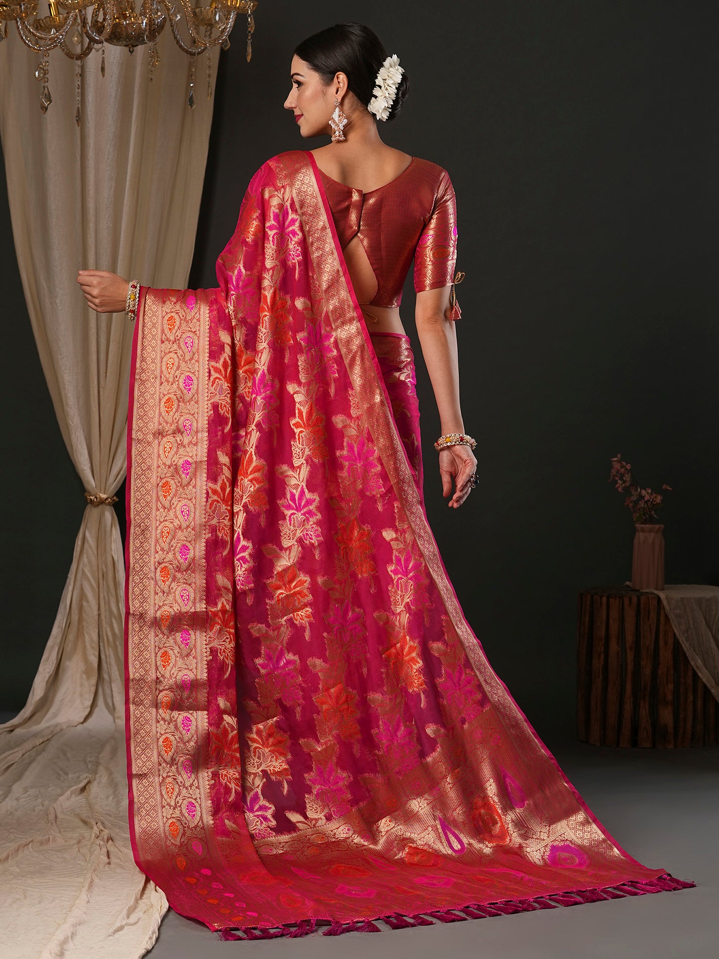 Women's Organza Pink Woven Design Designer Saree With Blouse Piece