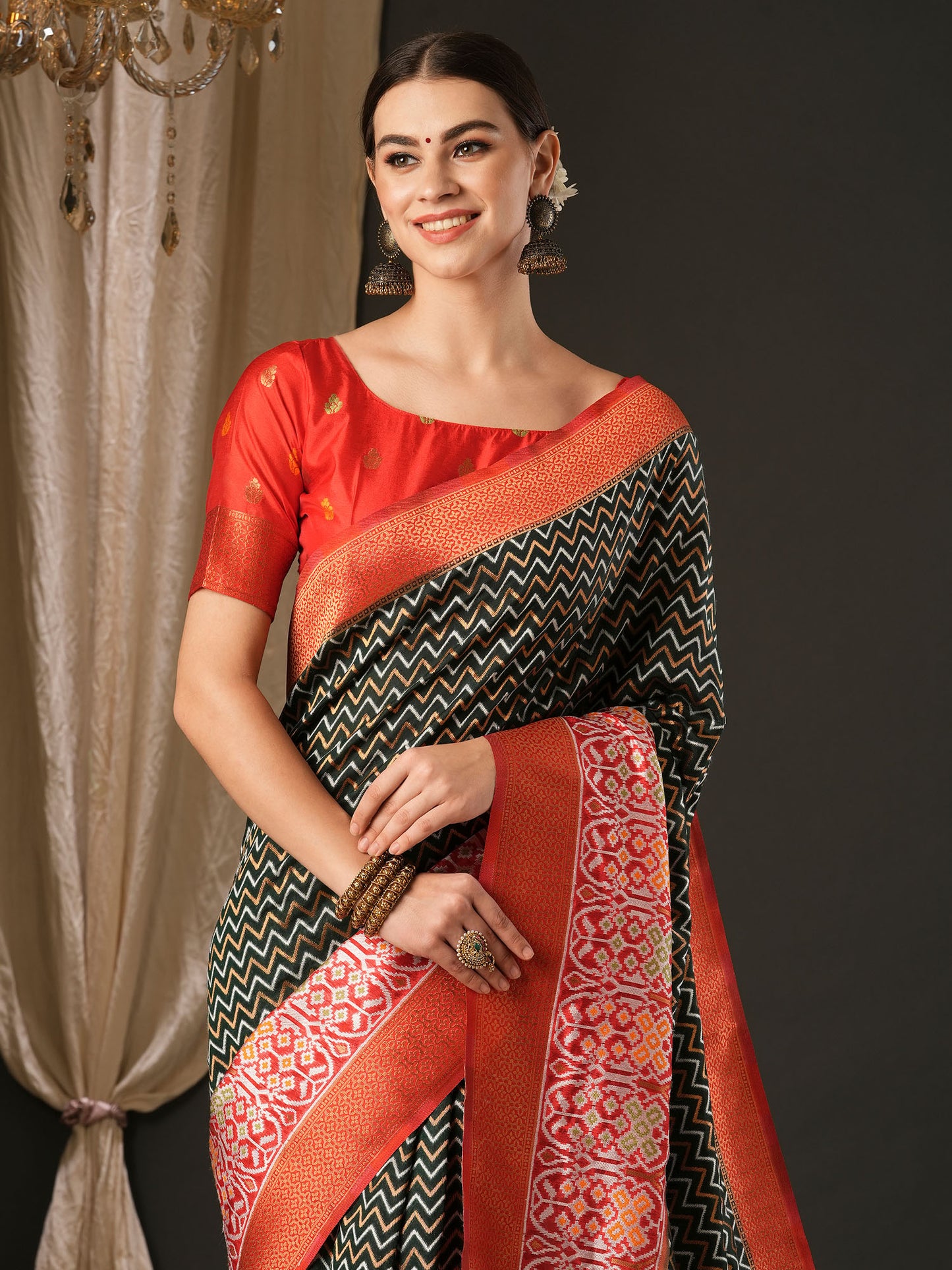 Women's Silk Blend Red Woven Design Designer Saree With Blouse Piece