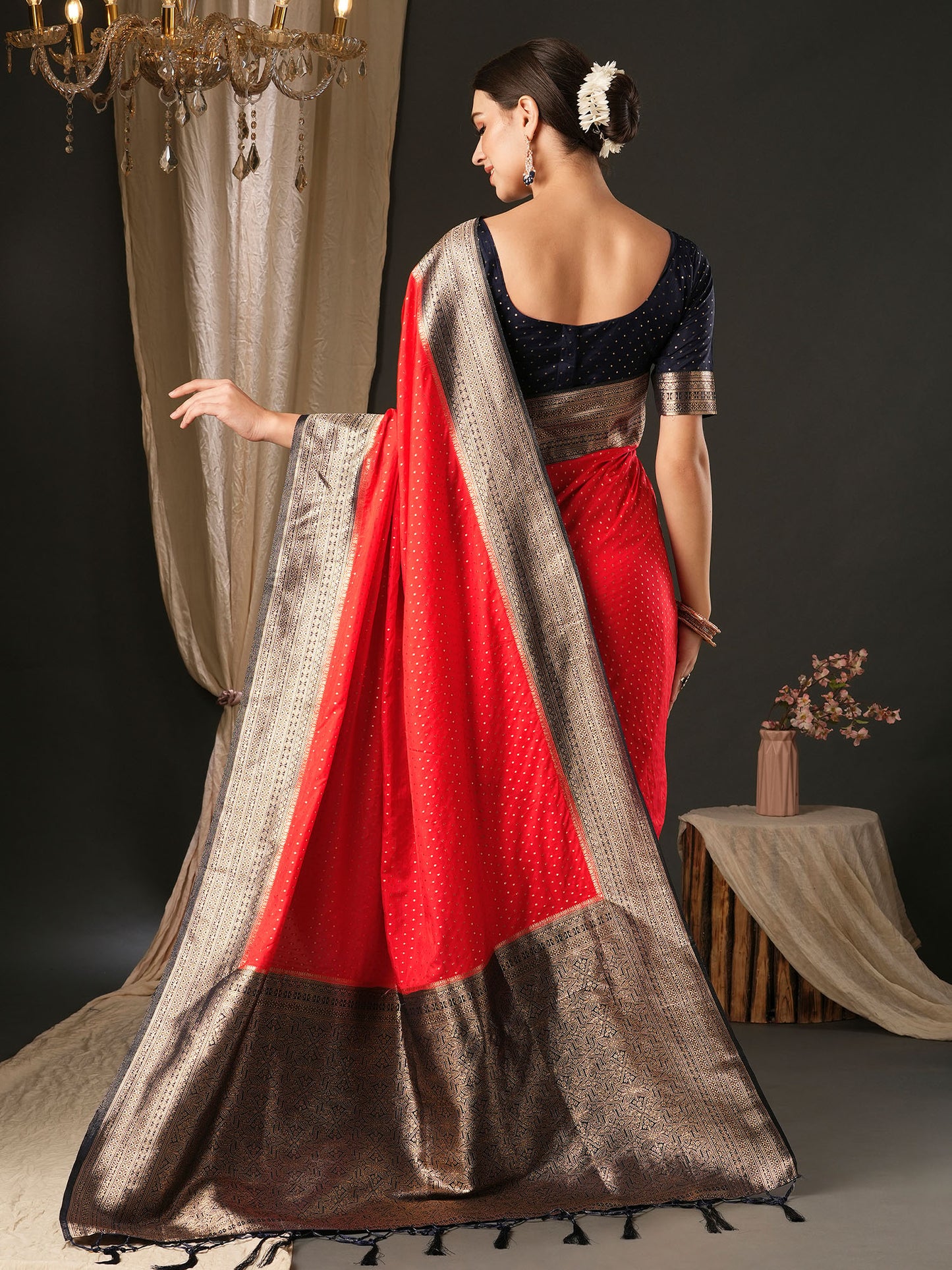 Women's Silk Blend Navy Blue Woven Design Designer Saree With Blouse Piece