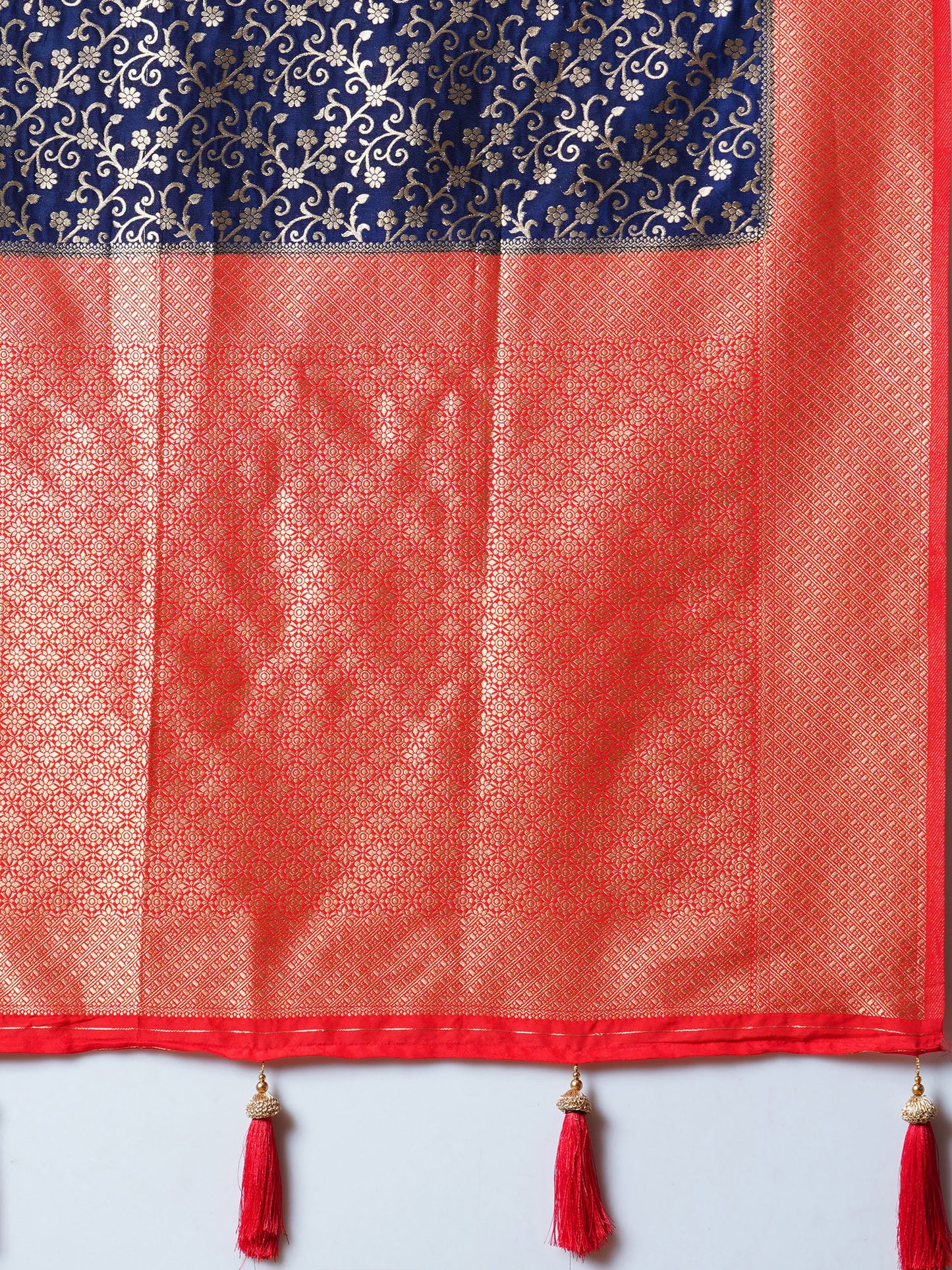 Women's Georgette Navy Blue Woven Design Designer Saree With Blouse Piece