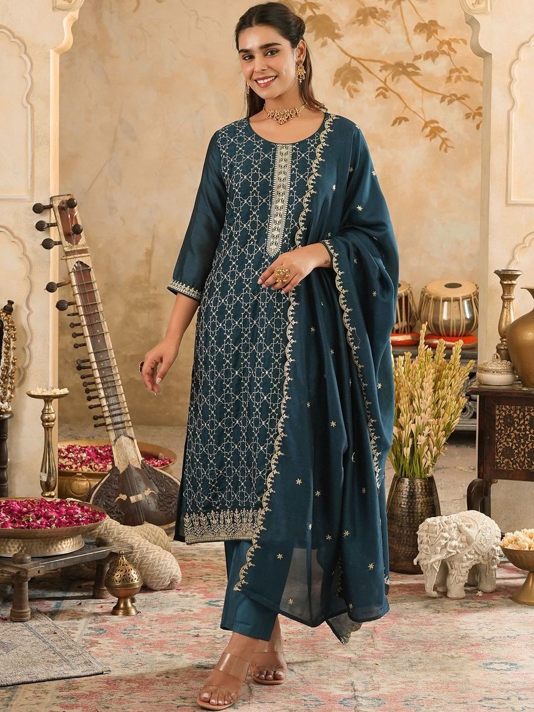 Ethnic Motifs Zari Embroidered Kurta & Plazaoos With Dupatta