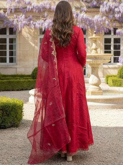 Floral Embroidered Zari Work Panelled Anarkali Kurta With Trouser & Dupatta