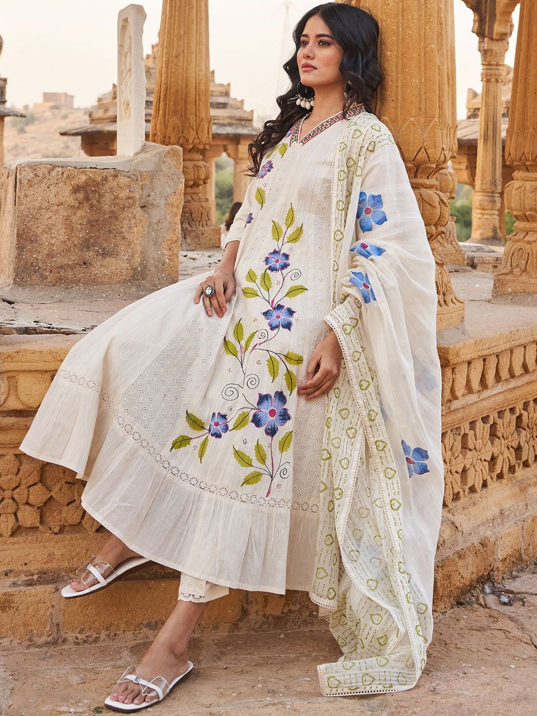 Floral Embroidered Mirror Work V-Neck Pure Cotton Kurta With Trousers & Dupatta