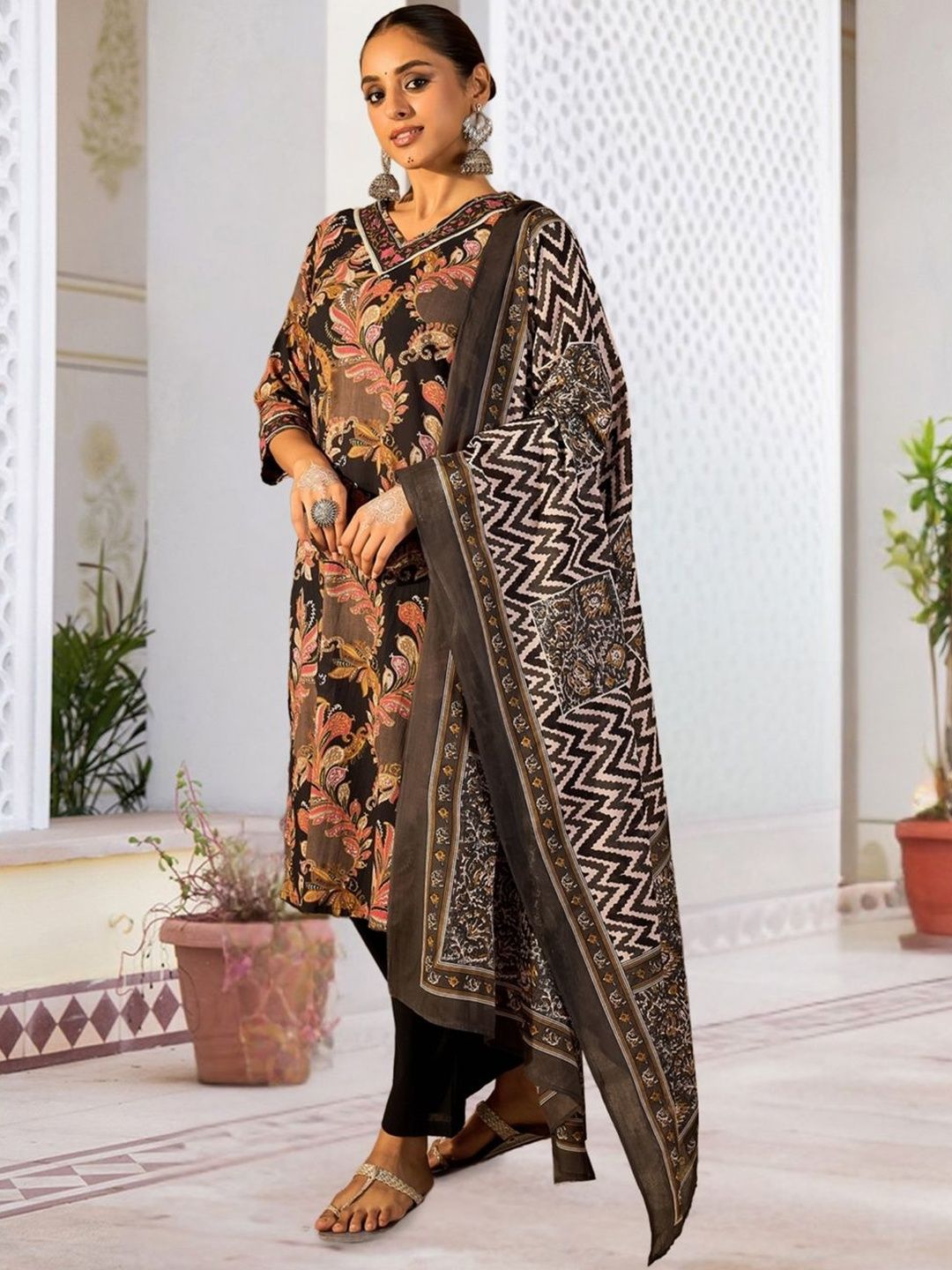 Dhiyona IE Women Paisley Printed Regular Pure Cotton Kurta with Trousers & With Dupatta